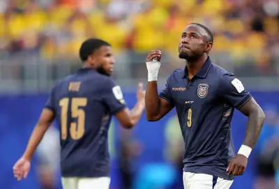 Vasco tem interesse em John Yeboah, atacante do Equador e do Venezia