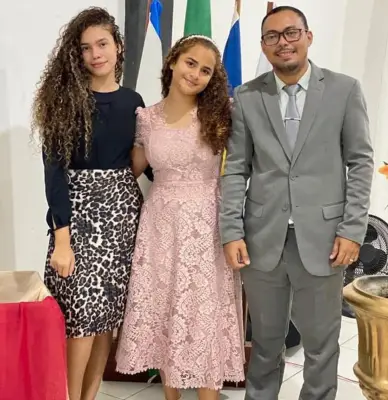 Vítima e tesoureira quebram celular a mando de pastores investigados por estupro