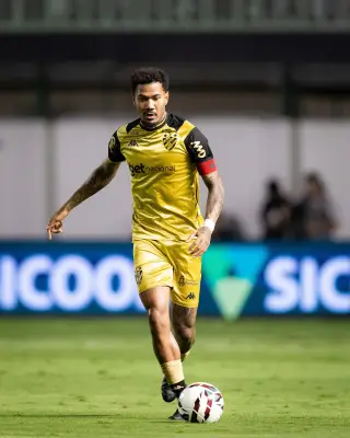 Zé Gabriel critica desempenho do Sport e classifica situação como 'inaceitável'