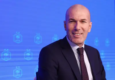 Zidane estreia em setembro; Europa tem 5 trocas de técnicos