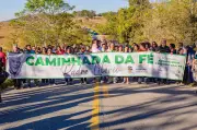 42ª Caminhada da Fé reúne 5 mil fiéis em Leandro Ferreira em devoção a Padre Libério