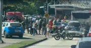 Acidente com caminhão, carro e moto deixa cinco feridos no Recreio