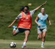 Adriana inicia pré-temporada 2026/2027 com Al-Qadsiah na Espanha