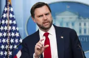 Agente do Serviço Secreto afastado por vazar dados de segurança de JD Vance