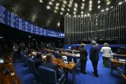 Alcolumbre dá prazo para acordo sobre aposentadoria de agentes de saúde
