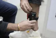 Alerj aprova tornozeleira rosa para agressores de mulheres no Rio
