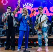 Altas Horas homenageia Kid Abelha com participação de Paula Toller
