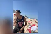 Ambulante preso por cobrar R$ 8,5 mil em caipirinha de turista polonês em Copacabana