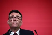 Andy Burnham assume como premiê britânico e promete guinada à esquerda