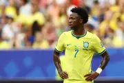 Arsenal monitora situação de Vini Jr. e pode investir se impasse continuar