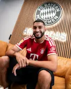 Bayern de Munique anuncia Saibari e Brown para 2026/27