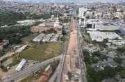 BH: Av. Cristiano Machado tem interdições noturnas para obra de trincheira