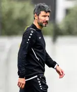 Bélgica contrata técnico Mark van Bommel para substituir Rudi Garcia