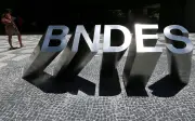 BNDES pede mais R$7,25 bi ao Tesouro para crédito a empresas afetadas por tarifas dos EUA