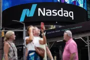 Bolsas dos EUA caem com tecnologia e petróleo perto de US$ 100
