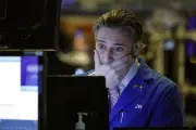 Bolsas em NY caem com pressão de techs e tensões EUA-Irã