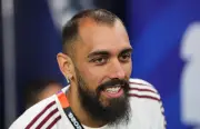 Borja Iglesias ironiza aperto de mão com Trump na final da Copa