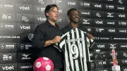 Botafogo apresenta volante angolano Domingos Andrade até 2029