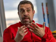 Boulos diz que eleição será Lula contra bolsonarismo e ambições colonialistas de Trump
