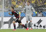 Brasil completa 24 anos sem título mundial após eliminações para europeus