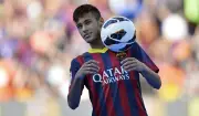 Brasileiros investem em TV, churrasqueira e camisa do Neymar para a Copa