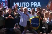 Caiado oficializa candidatura e ataca Lula e Flávio Bolsonaro em SP