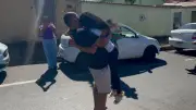 Caminhoneiro surpreende filha com caminhão decorado na saída da escola em Patrocínio