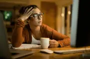 Cansado ou entediado? Entenda por que o Brasil confunde burnout com tédio