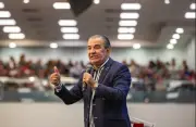 Cantor gospel processa Silas Malafaia após cancelamento de shows
