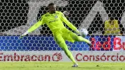 Carlos Miguel compara futebol brasileiro com o da Inglaterra e vê evolução de 80%