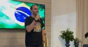 Carluxo contrata ex-secretário que chamou Bolsonaro de 'tragédia'