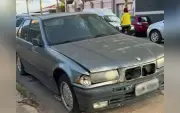 Carro abandonado há 4 anos no centro de Itapetininga expõe problema