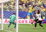 Casemiro: autoanálise e fase artilheira aos 34 anos na seleção