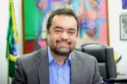 Castro cumpriu 5 de 20 promessas; veja balanço
