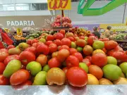 Cesta básica em Petrolina cai 9,11% em junho com tomate 25% mais barato