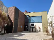 Clientes denunciam clínica QSorriso fechada sem concluir tratamentos em Piracicaba
