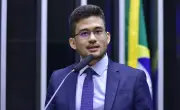Câmara aprova projeto que impede prescrição de pena para foragidos