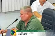 Câmara arquiva processo contra vereador que defendeu matar cães soltos em SC