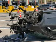 Câmera flagra carro derrubar teto de pedágio em Campinas; motorista de 24 anos morre