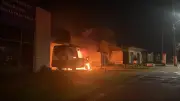Consultório odontológico móvel destruído por incêndio em Rio do Fogo