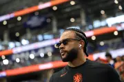 Corinthians próximo de fechar reforço enquanto Memphis treina com ex-preparador