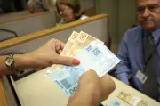 Crédito deve crescer 0,8 ponto percentual em junho, diz Febraban