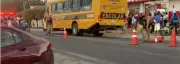 Criança atropelada por motociclista ao sair da escola em Patos na BR-361