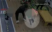 Criança de 1 ano fica gravemente ferida ao ser lançada em creche nos EUA