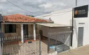 Criança de 4 anos esquecida 4h em micro-ônibus escolar em Torre de Pedra (SP)