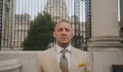 Dana White: joelho de McGregor 'destruído' após UFC 329
