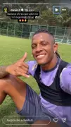 Danilo volta ao Botafogo após férias e futuro é incerto com proposta do Palmeiras