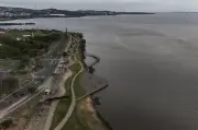 Defesa Civil alerta para elevação do nível do Guaíba em Porto Alegre