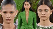 Delineado com glitter da Dior: a tendência que vai dominar 2026