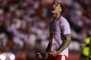 Derek do Náutico tem pior média de gols entre centroavantes da Série B